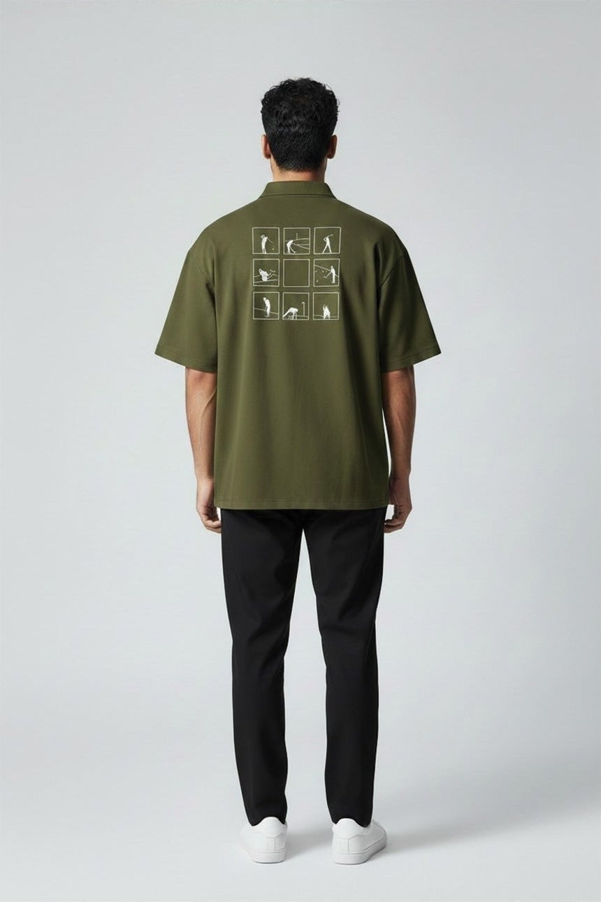 NUCUビンゴ襟付きTシャツ(男性) カーキ 着用イメージ 背面