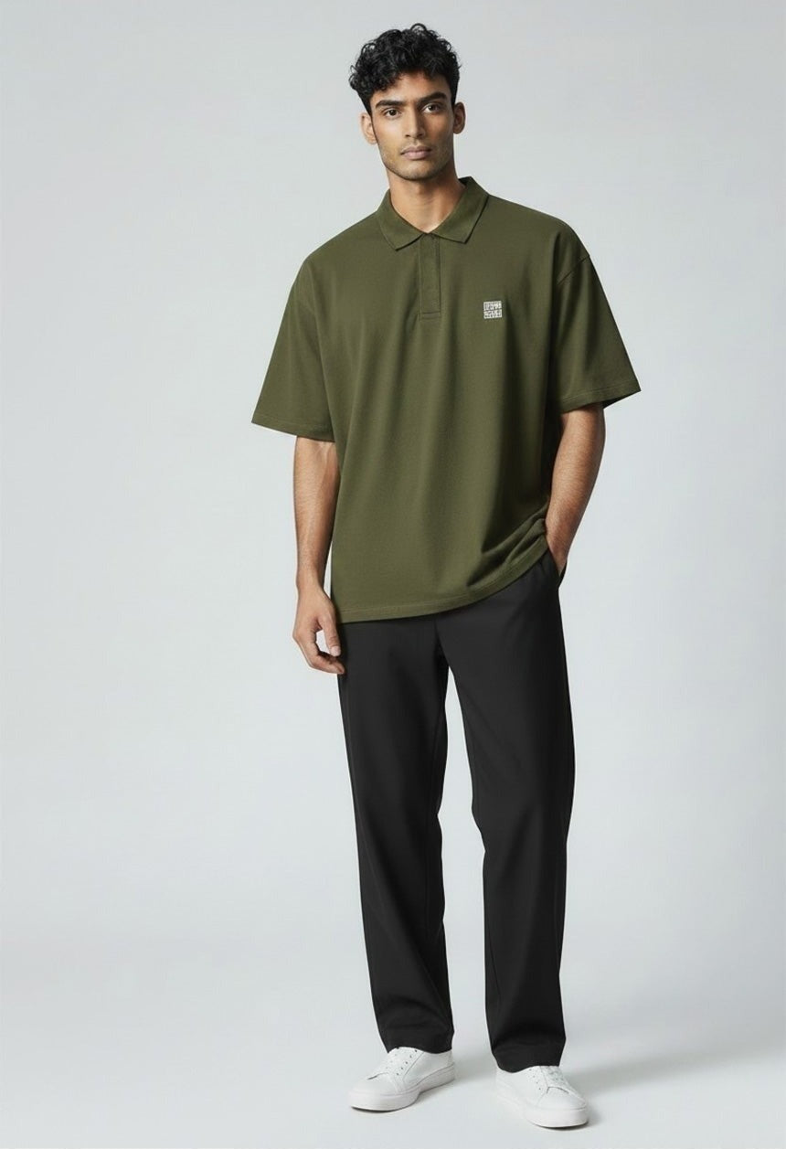 NUCUビンゴ襟付きTシャツ(男性) カーキ 着用イメージ 前面